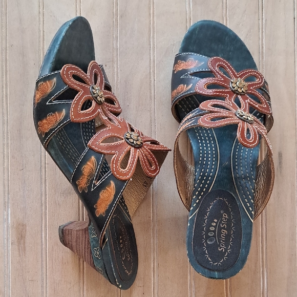 Spring Step L’Artiste Carlina Leather Floral Boho Embossed Comfy Heeled Sandals - Picture 1 of 15